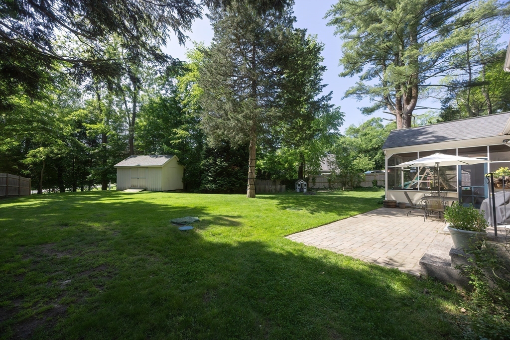 Attleboro, Massachusetts 02703, United States, 3 Bedrooms Bedrooms, ,2 BathroomsBathrooms,Residential,Pending,145913