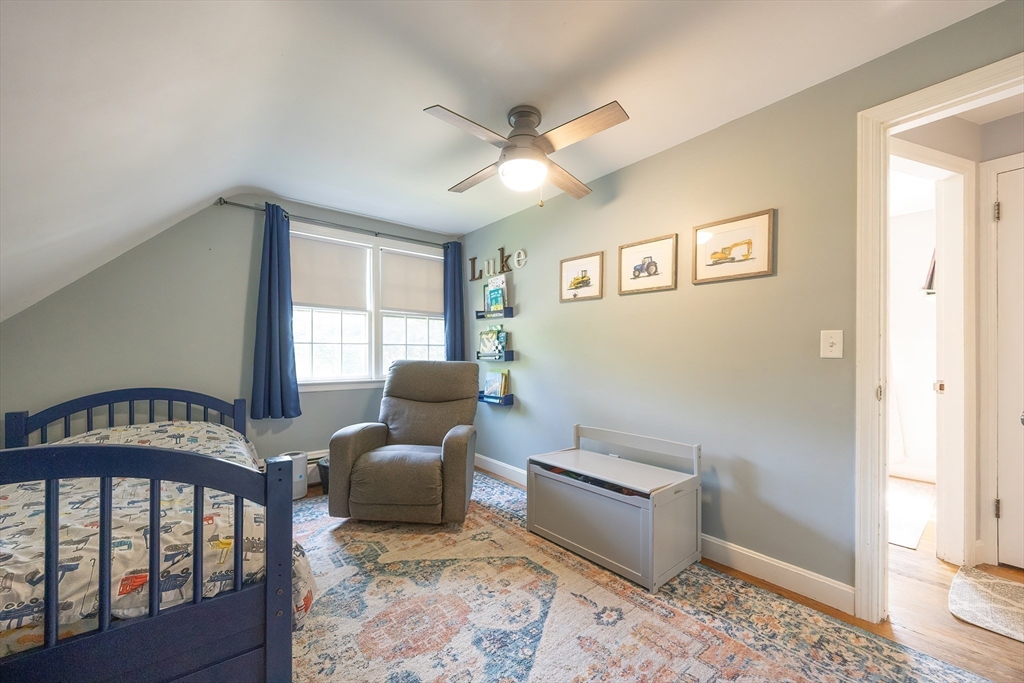 Attleboro, Massachusetts 02703, United States, 3 Bedrooms Bedrooms, ,2 BathroomsBathrooms,Residential,Pending,145913