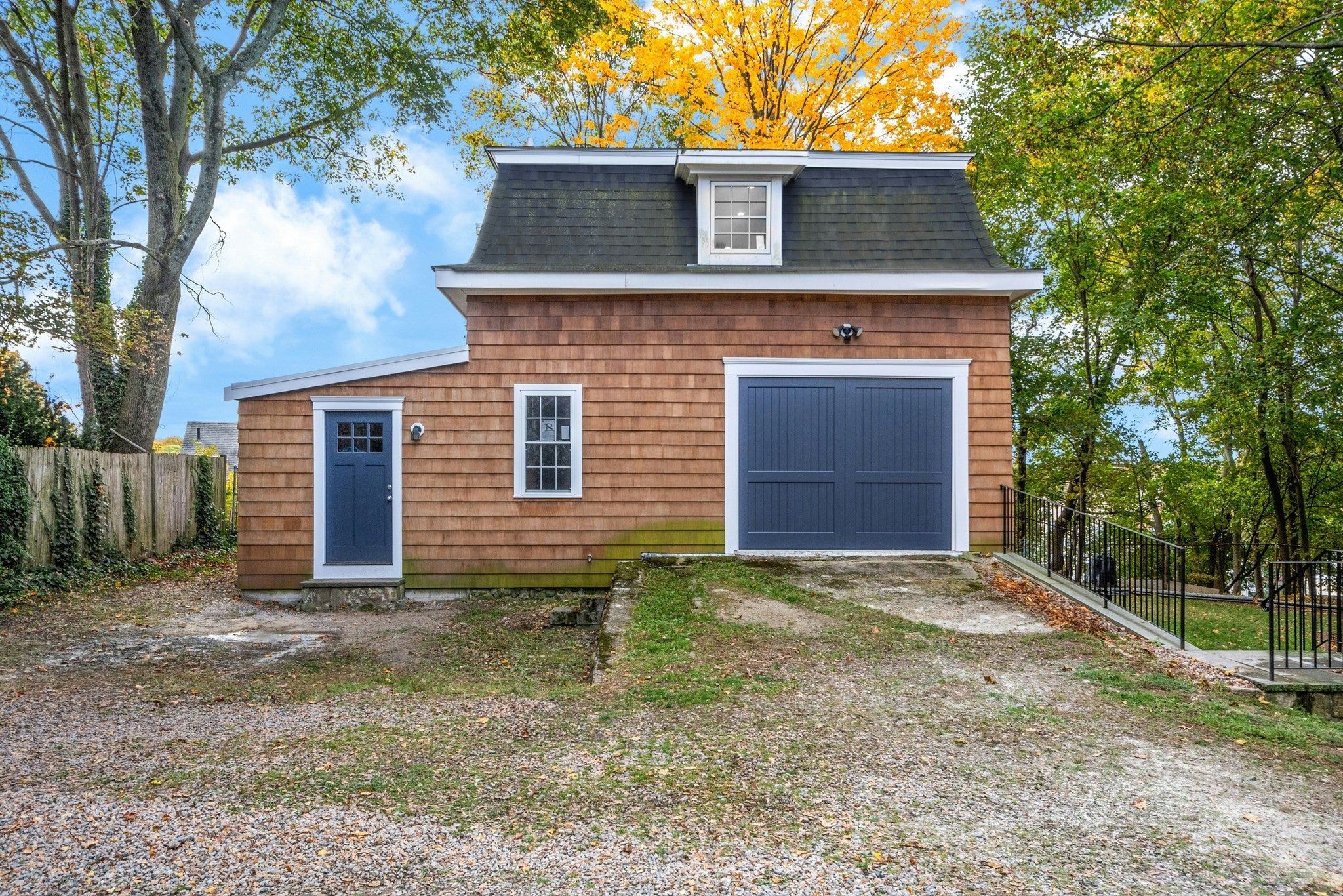 8 Pine St 4, Boston MA 02136