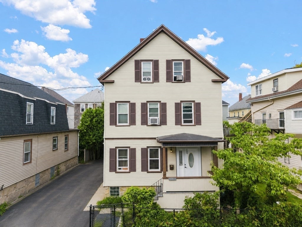 21 Salisbury St, New Bedford, MA, 21 Salisbury St, New Bedford, MA Photo #2