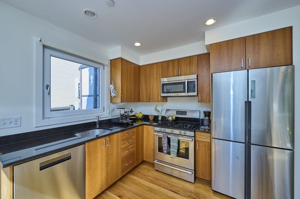 Photo of 17 Clary Street #1, Cambridge, MA