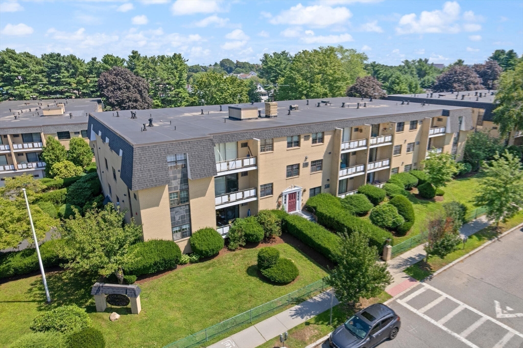 48 Bigelow Ave 11
