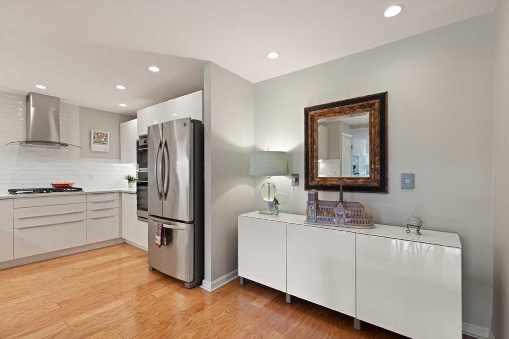 48 Bigelow Ave 11