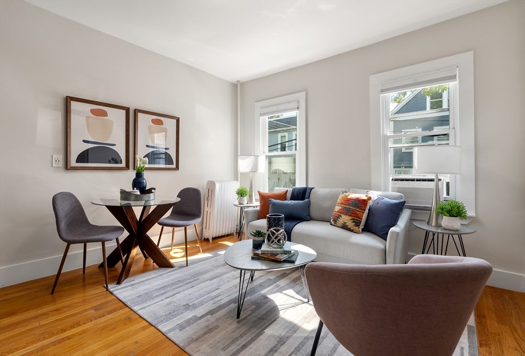 51 Lopez Street 4