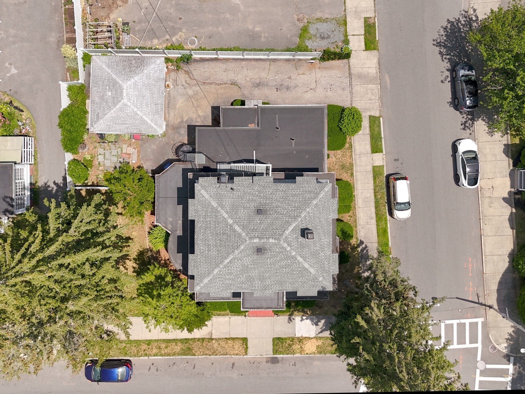 62 Nahant St.