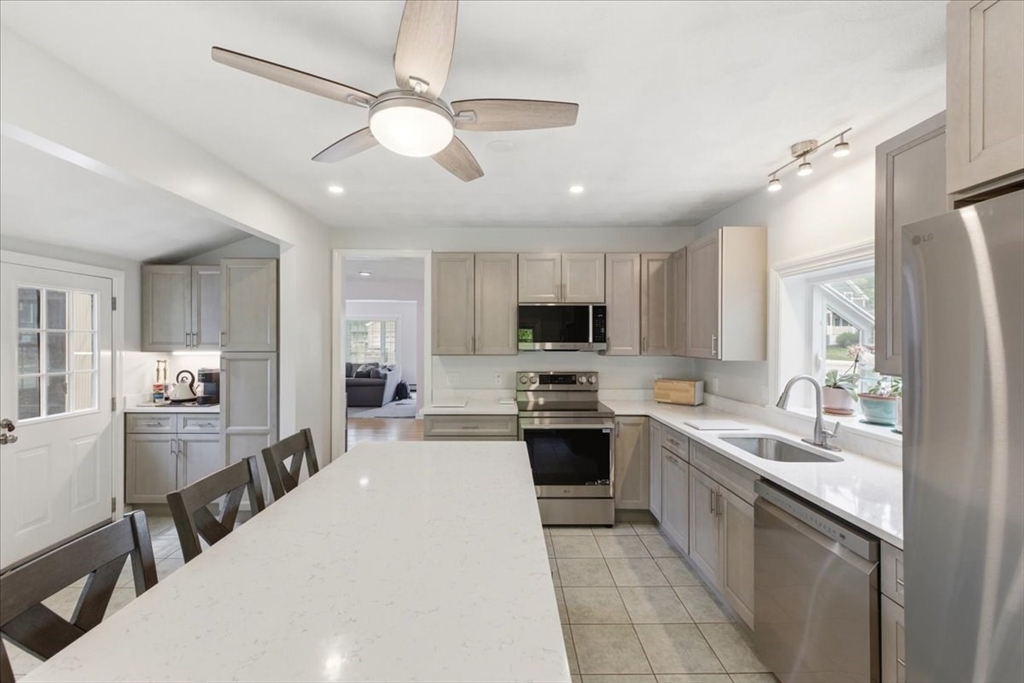 114 Fulton St, Norwood, MA, 114 Fulton St, Norwood, MA Photo #7