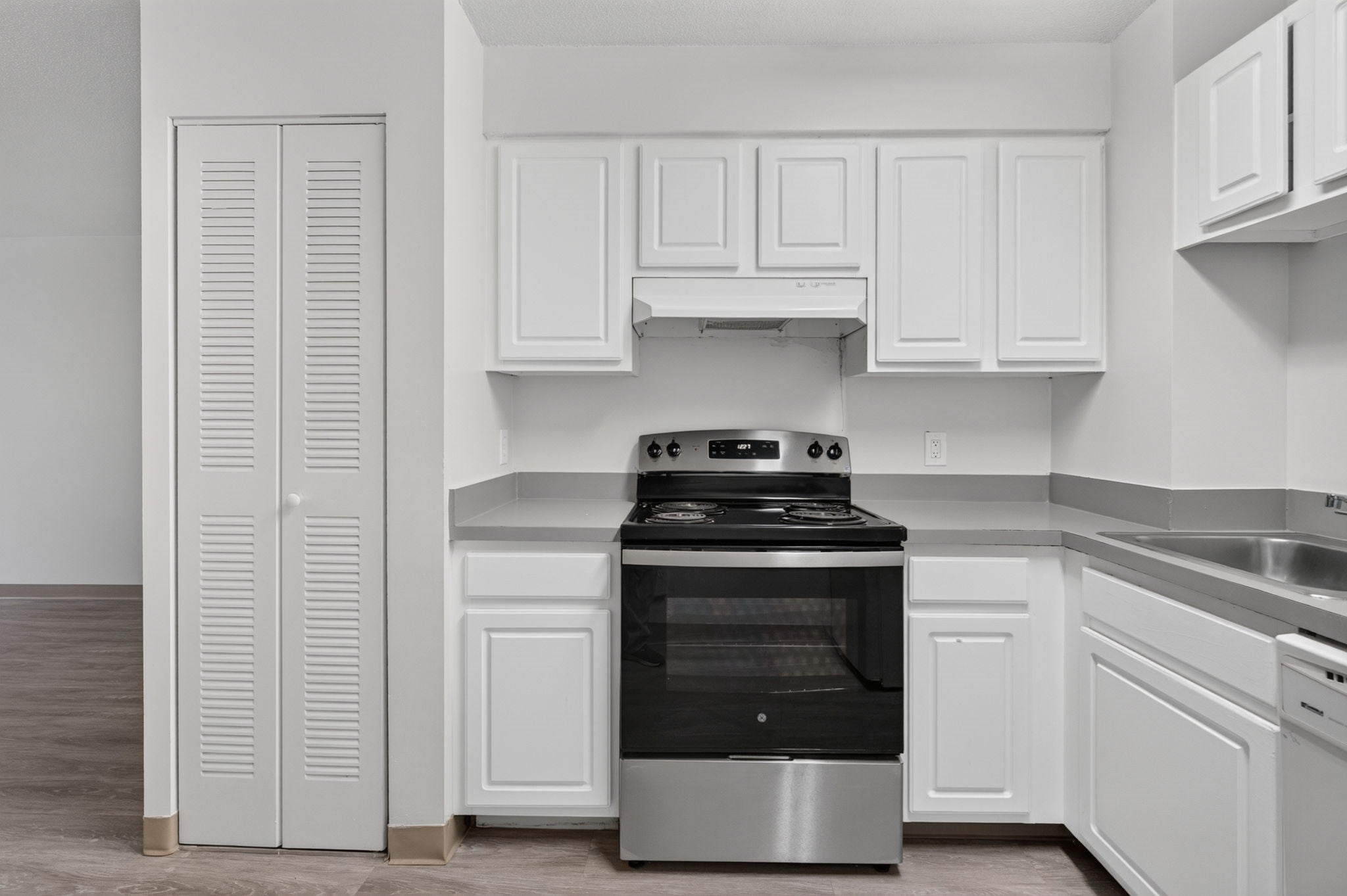99 Florence St #805, Malden, MA, 99 Florence St #805, Malden, MA Photo #21