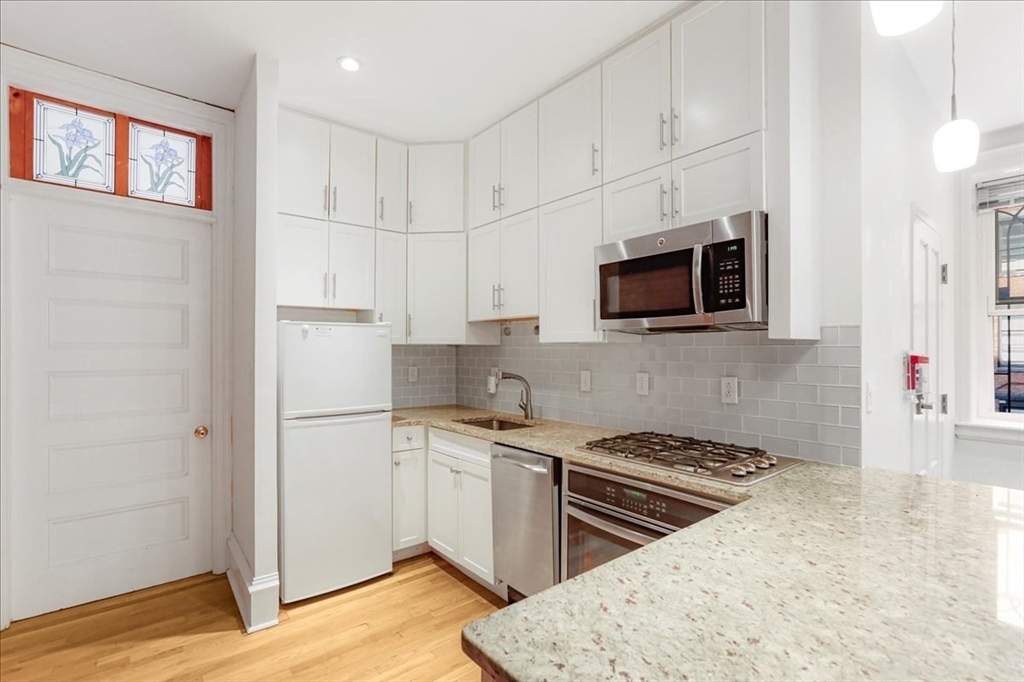31 Massachusetts Ave 1-2