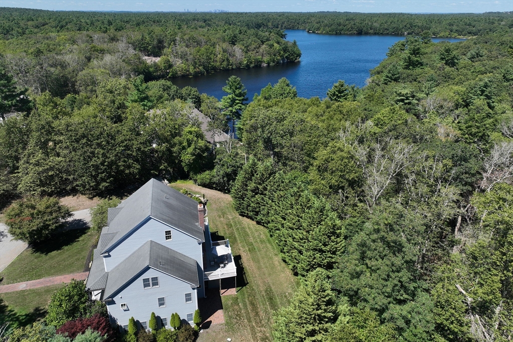 94 Arrowwood Dr