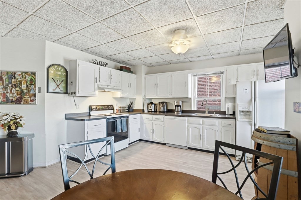 92 Lincoln Street #2, Winthrop, MA, 92 Lincoln Street #2, Winthrop, MA Photo #6