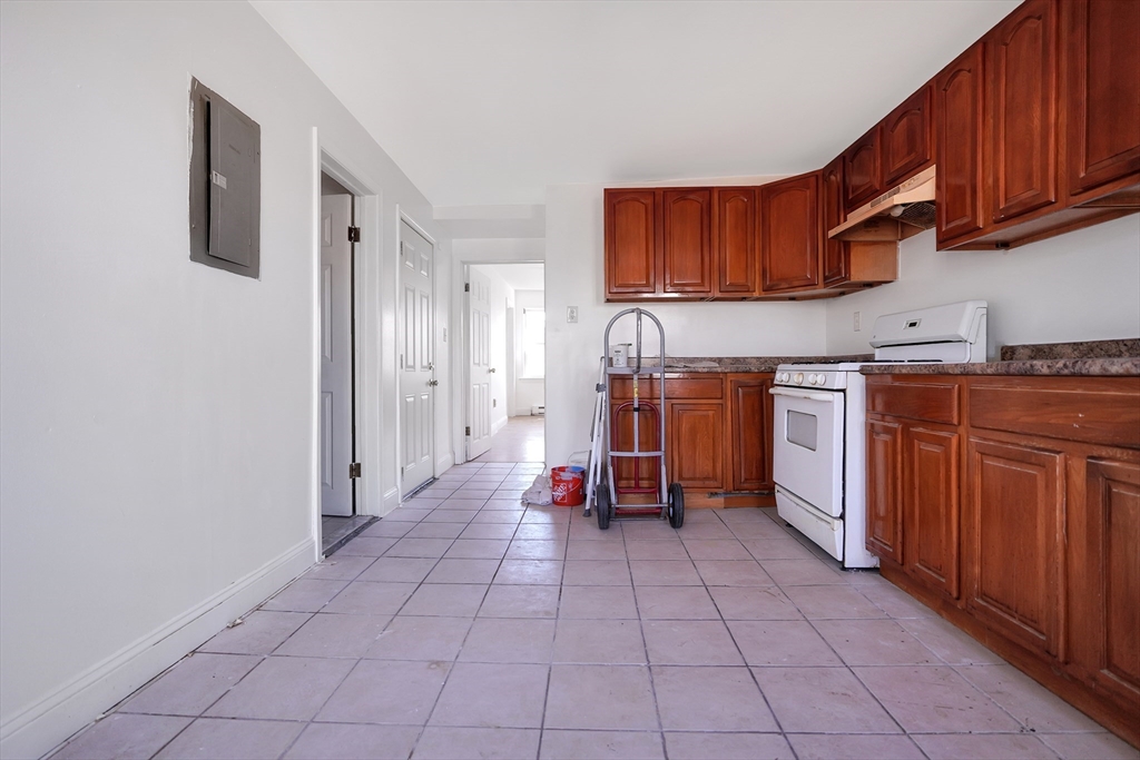 213 W 9th St, Boston, MA Photo #22