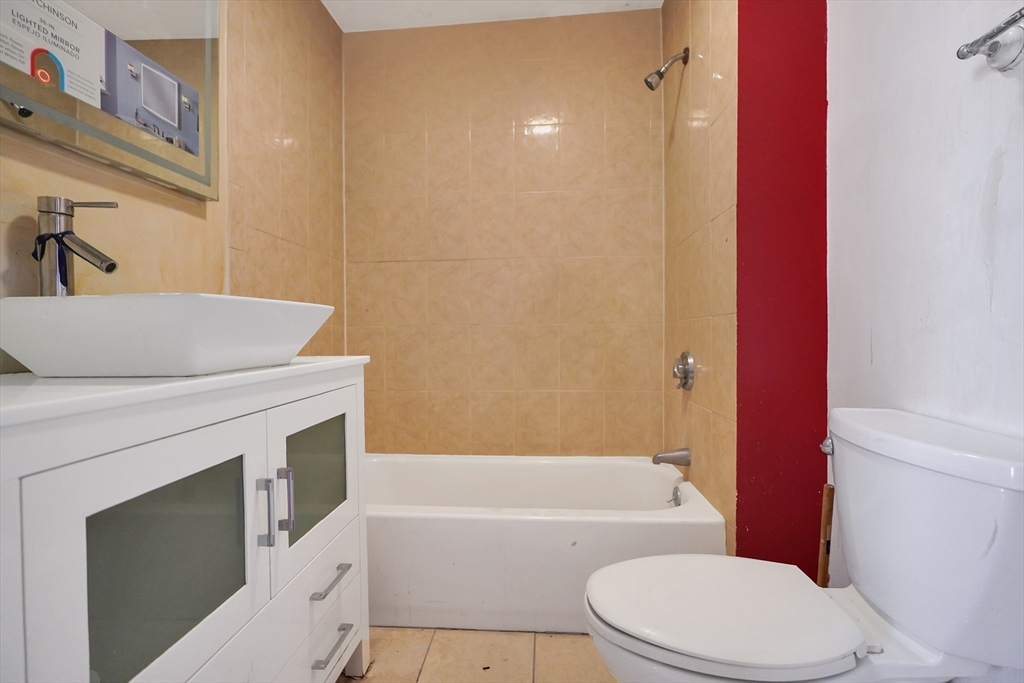 213 W 9th St, Boston, MA Photo #12