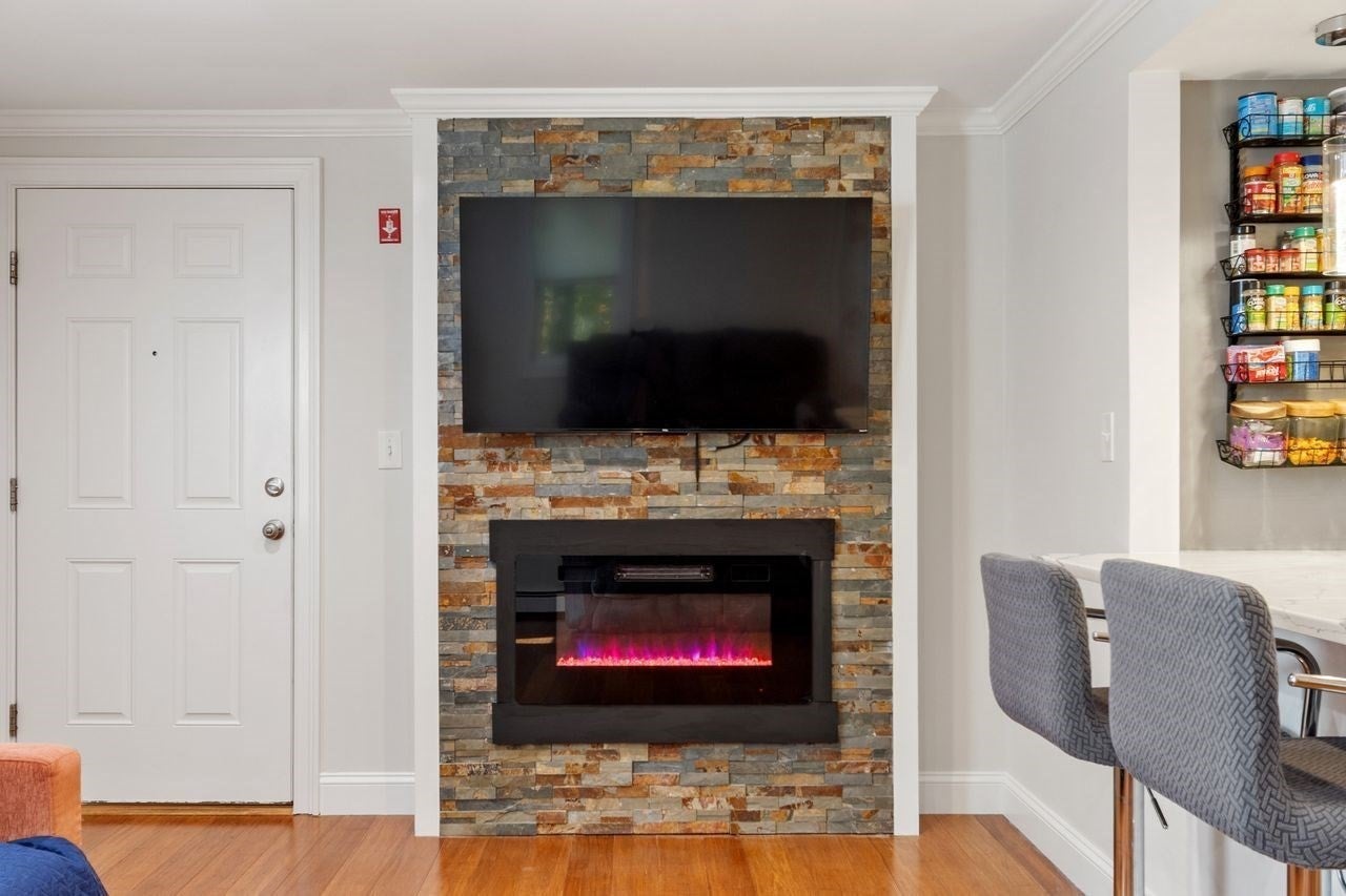 49 Lantern Ln #8, Dracut, MA Photo #8