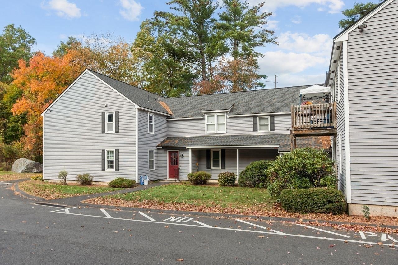 49 Lantern Ln #8, Dracut, MA Photo #29