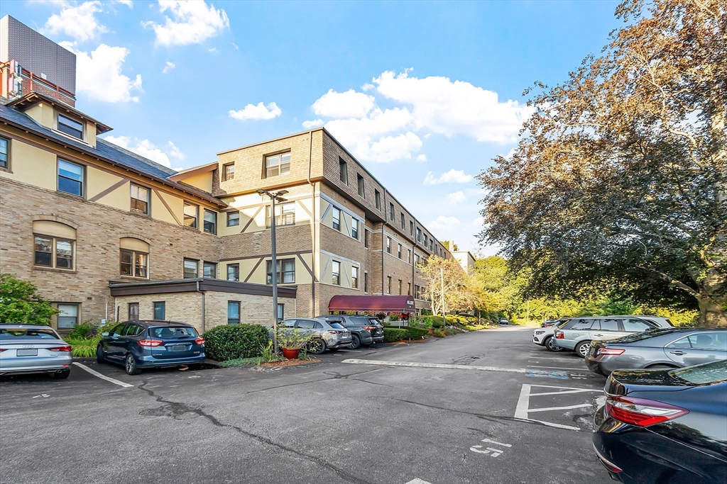 1029 Pleasant Street 19