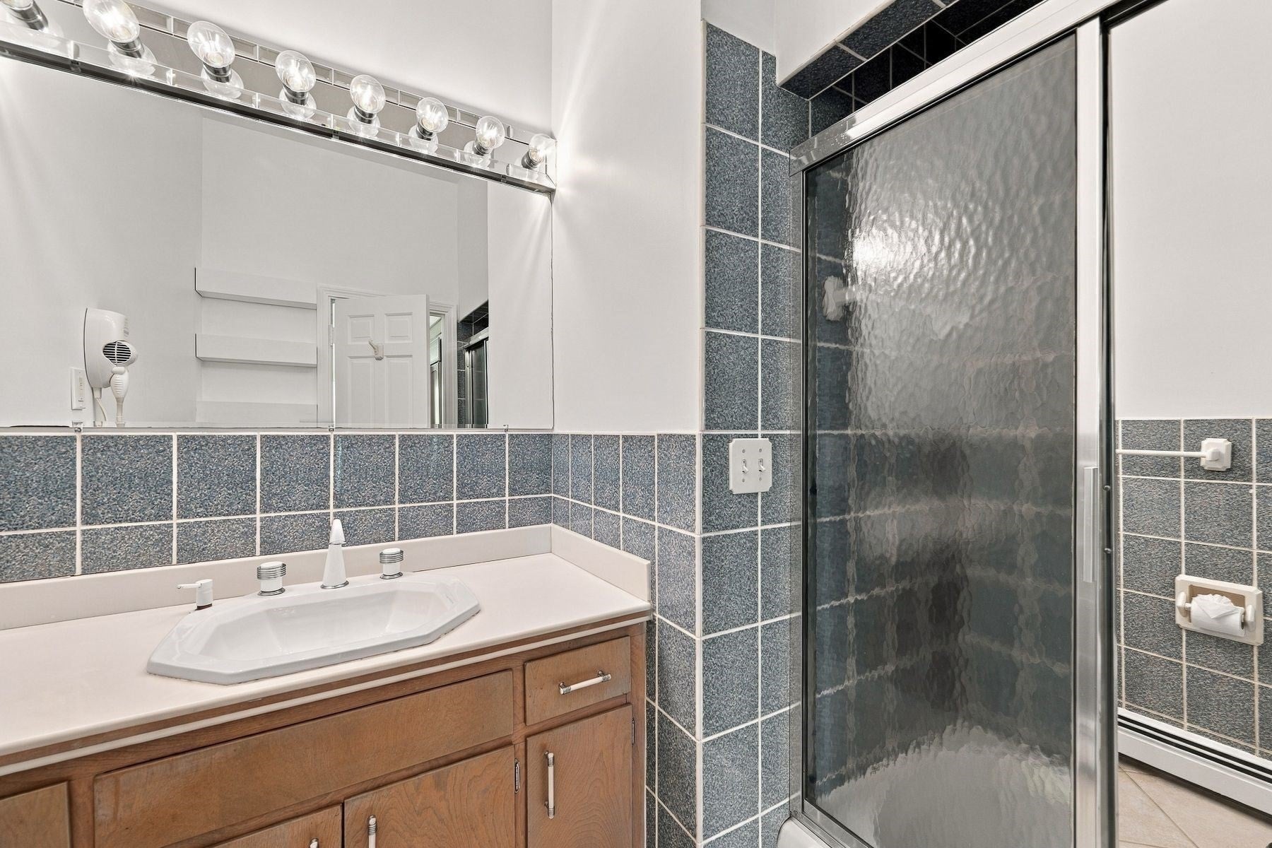 352 Atlantic Avenue, Marblehead, MA, 352 Atlantic Avenue, Marblehead, MA Photo #23
