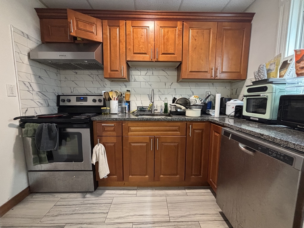 33 Jefferson St 1