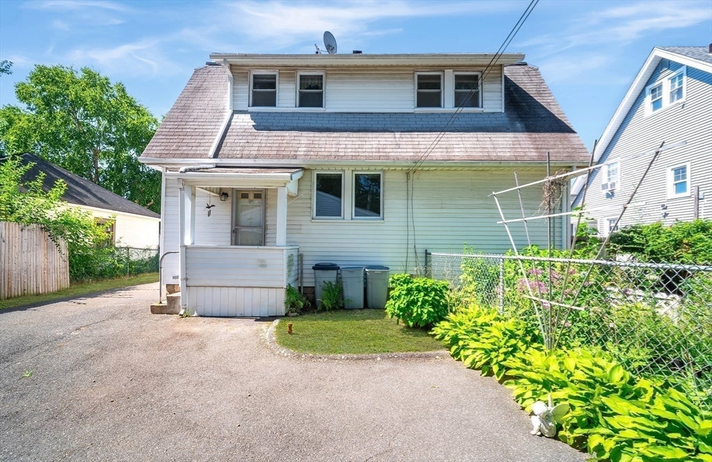 51 Itendale St, Springfield, MA Photo #37