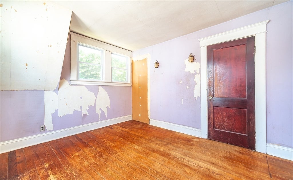 51 Itendale St, Springfield, MA Photo #24