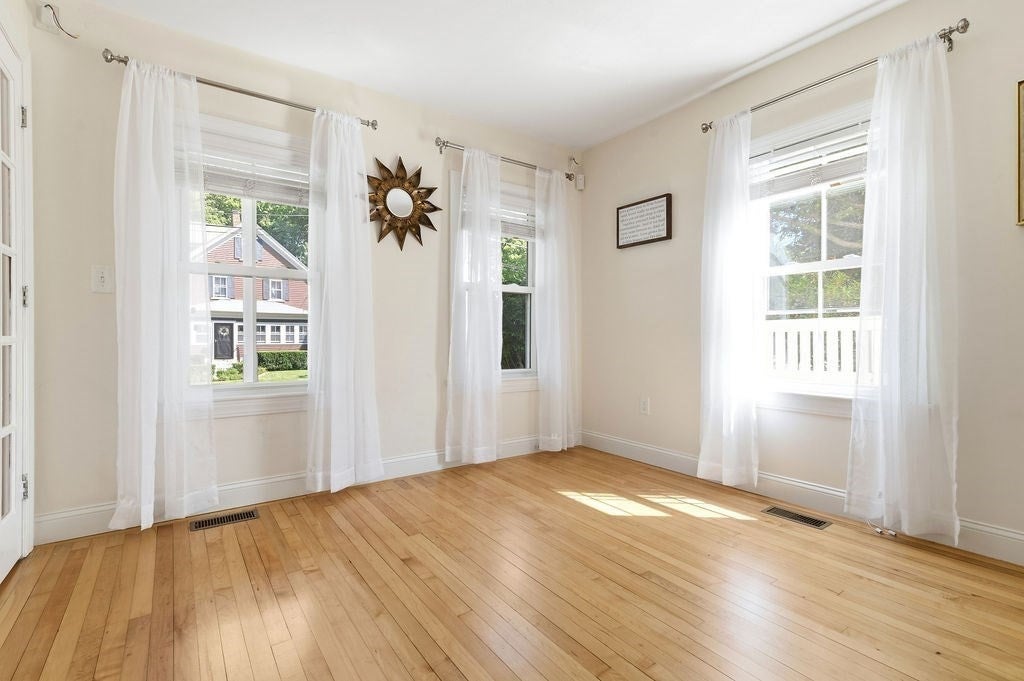 92 Lake Ave, Walpole, MA, 92 Lake Ave, Walpole, MA Photo #14