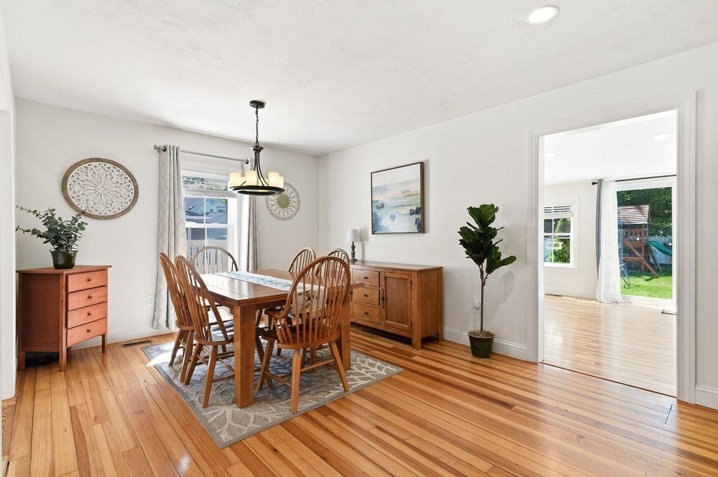 92 Lake Ave, Walpole, MA, 92 Lake Ave, Walpole, MA Photo #10