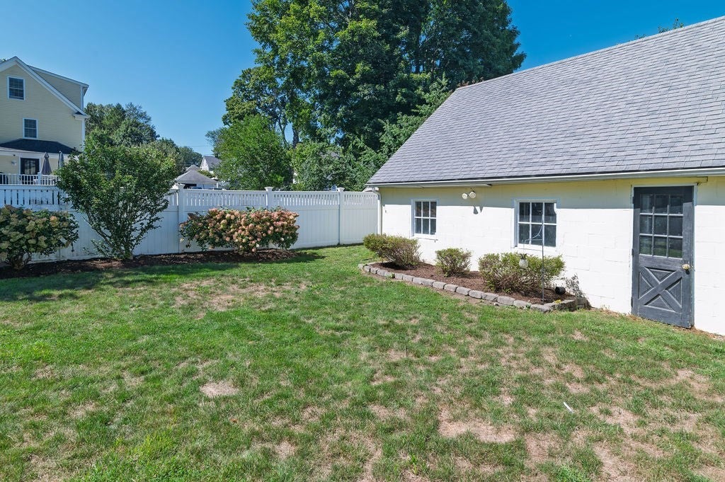 92 Lake Ave, Walpole, MA, 92 Lake Ave, Walpole, MA Photo #31