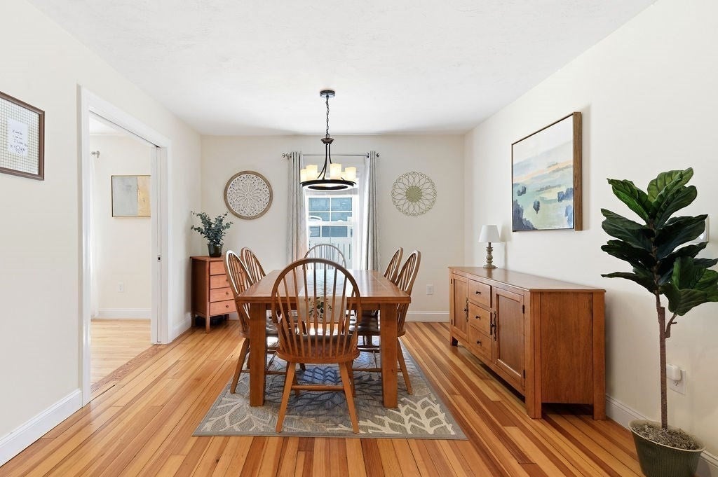 92 Lake Ave, Walpole, MA, 92 Lake Ave, Walpole, MA Photo #2