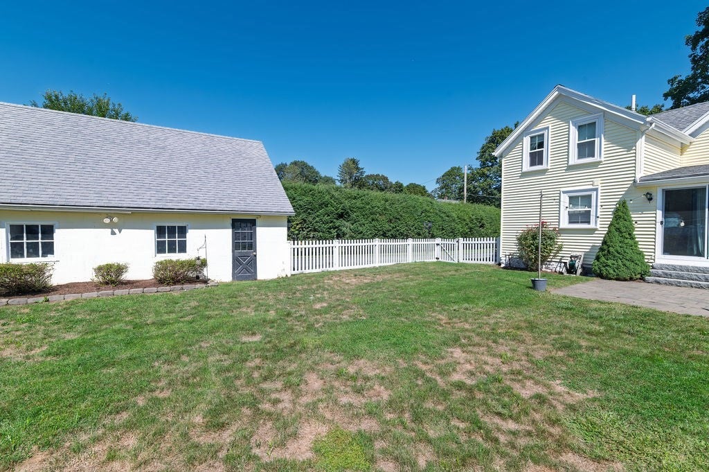 92 Lake Ave, Walpole, MA, 92 Lake Ave, Walpole, MA Photo #32