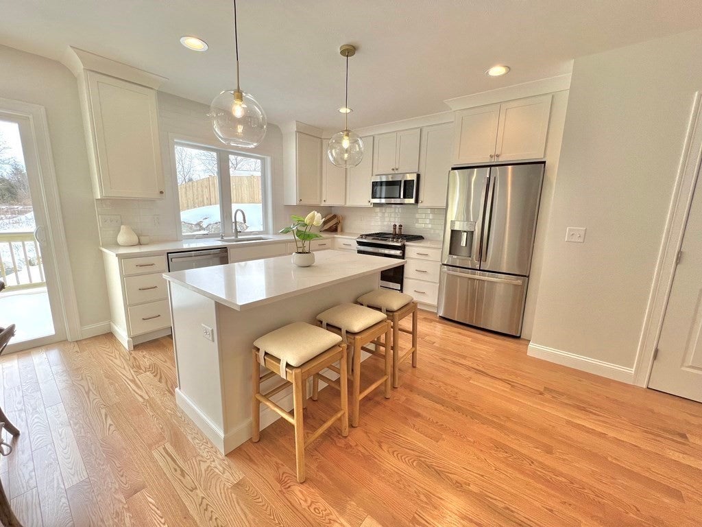 21 Pine St 21