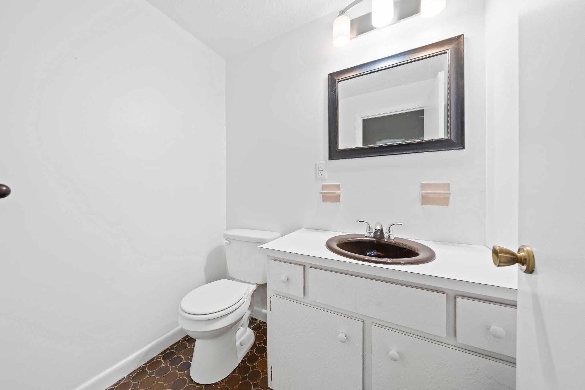 26 Cedarcrest Rd, Canton, MA, 26 Cedarcrest Rd, Canton, MA Photo #21
