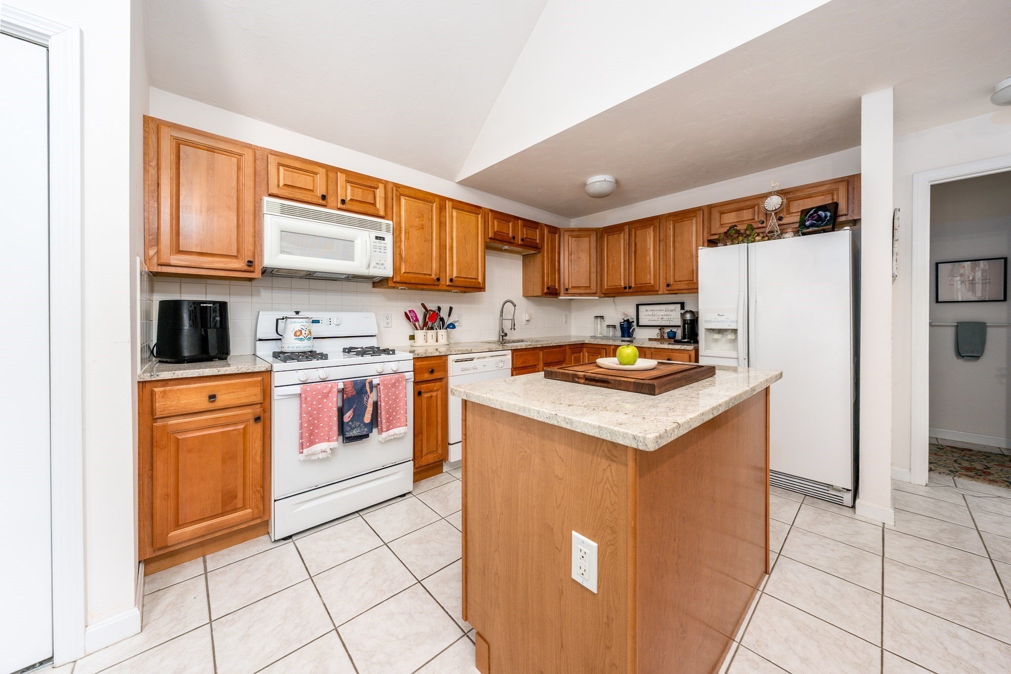 32 Red Cedar Rd #32, Mashpee, MA Photo #12