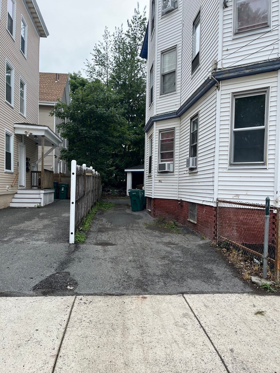 73 Woodman Street