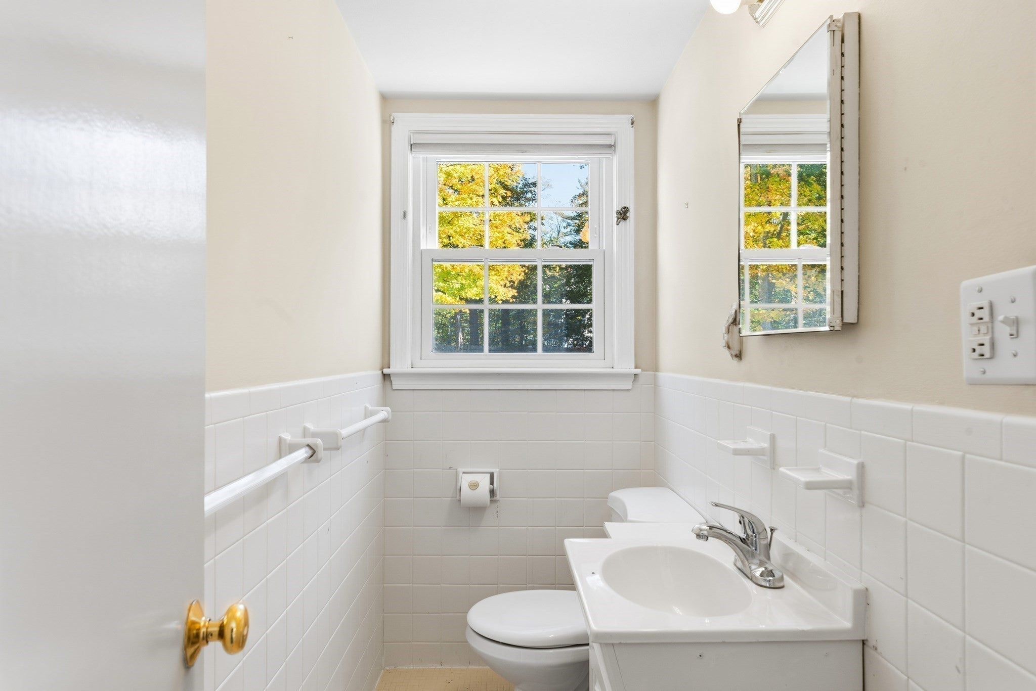 19 Alden St, Mansfield, MA Photo #11
