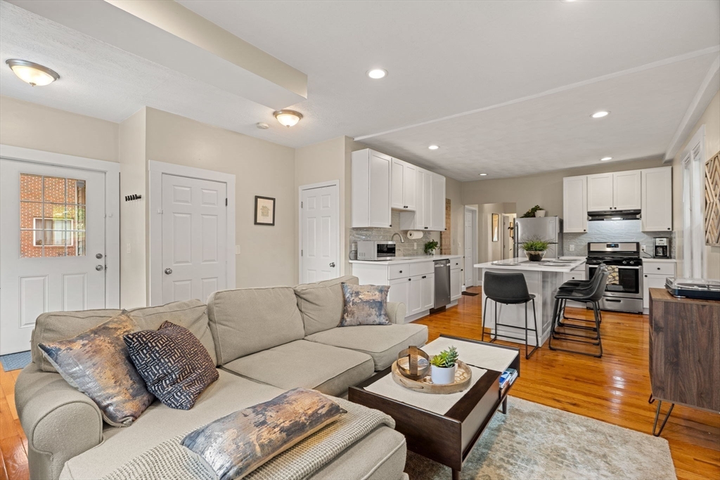 116 Belmont St 116