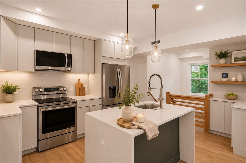 79R Sheridan Street 1