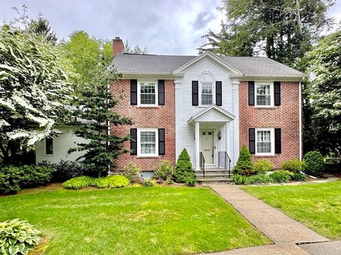 9 Dennison Rd Worcester MA 01609