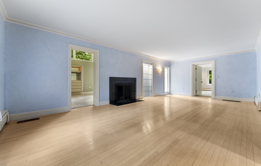 9 Dennison Rd