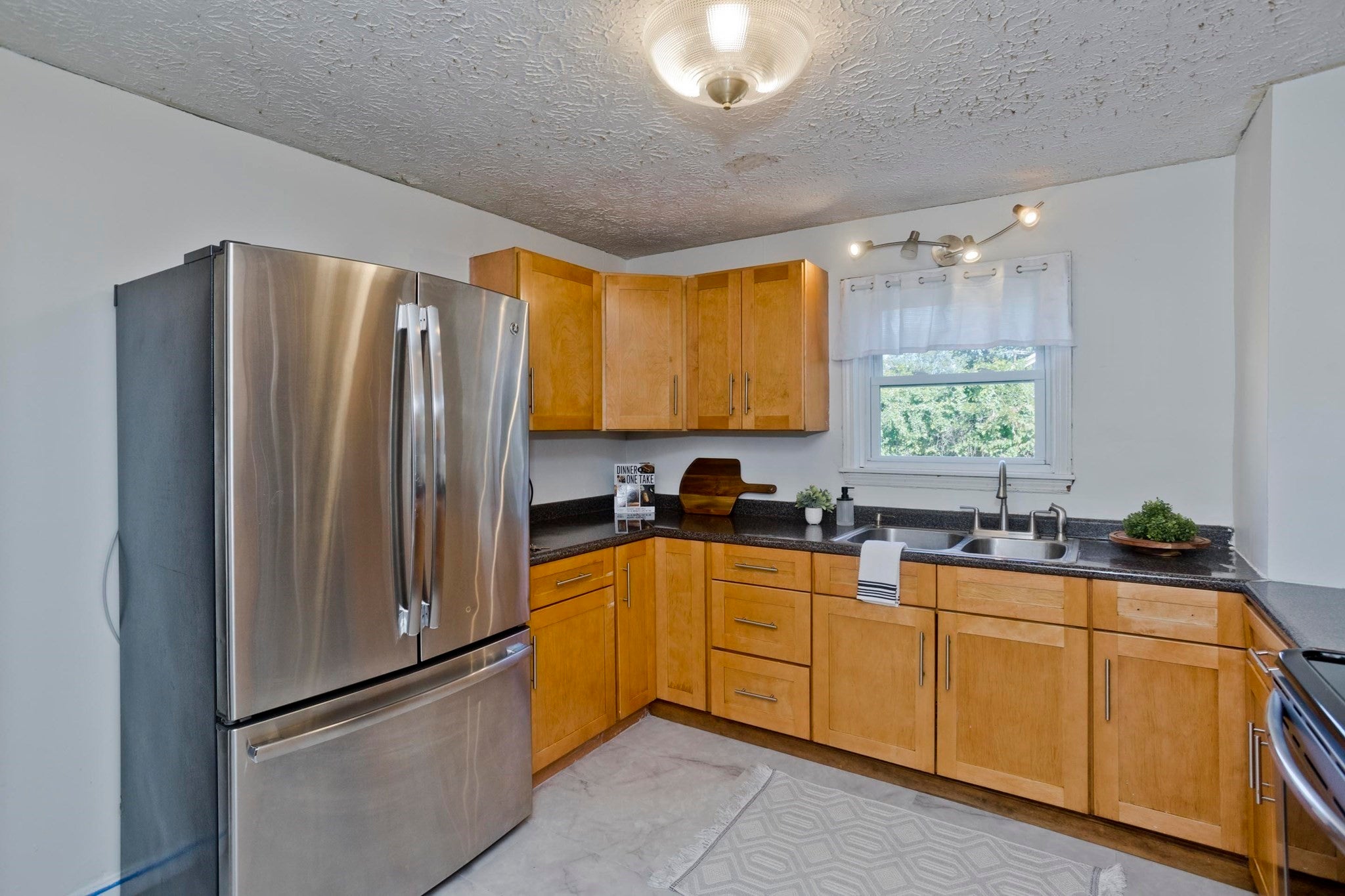 23 Jenness St, Springfield, MA, 23 Jenness St, Springfield, MA Photo #3