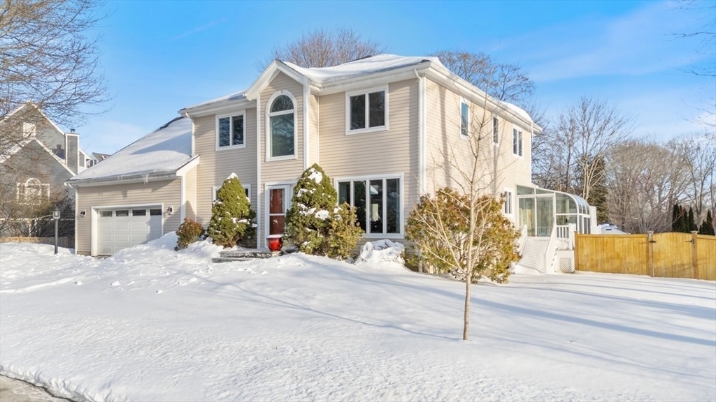 1-A Independence Circle