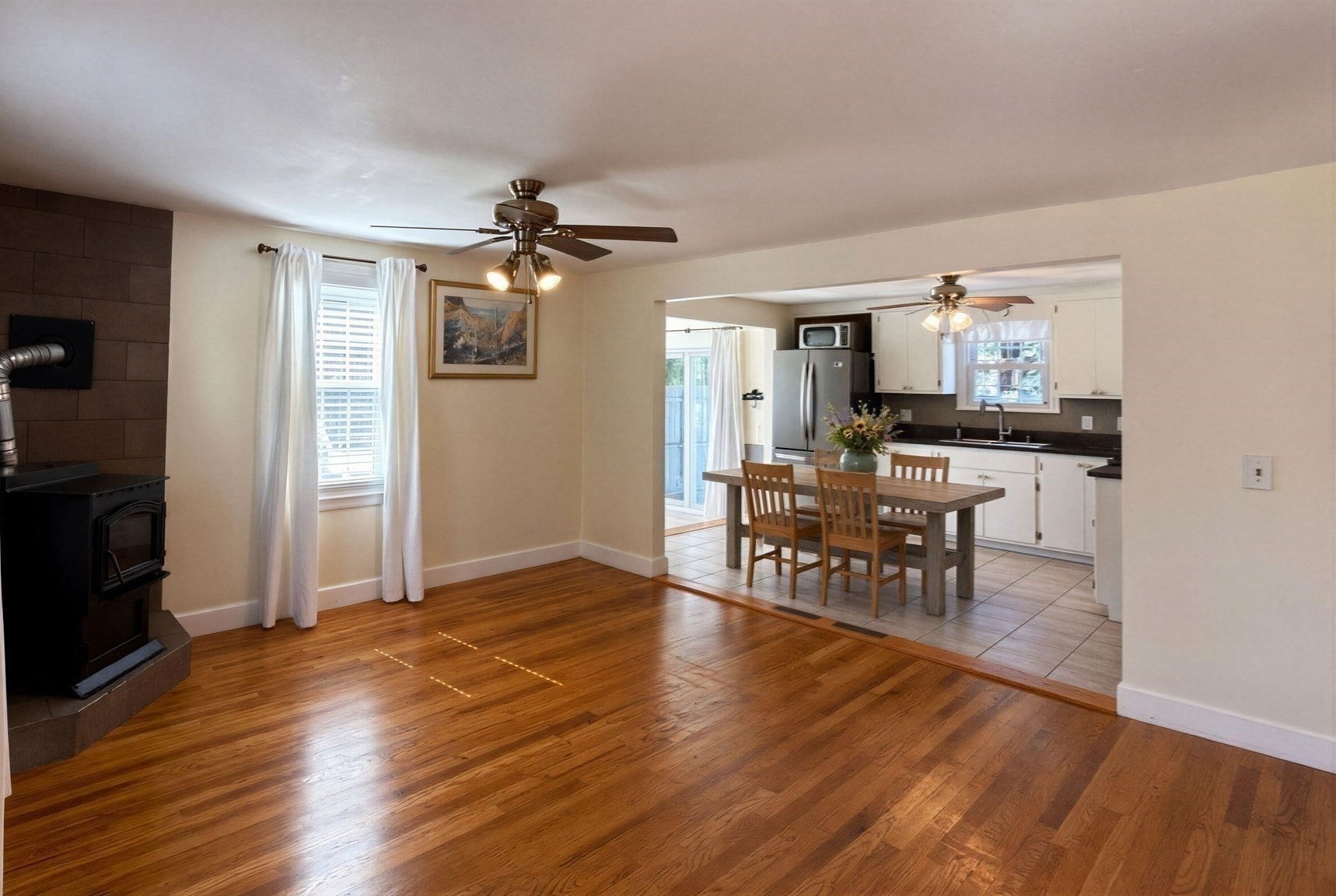 211 Holyoke St, Ludlow, MA Photo #31