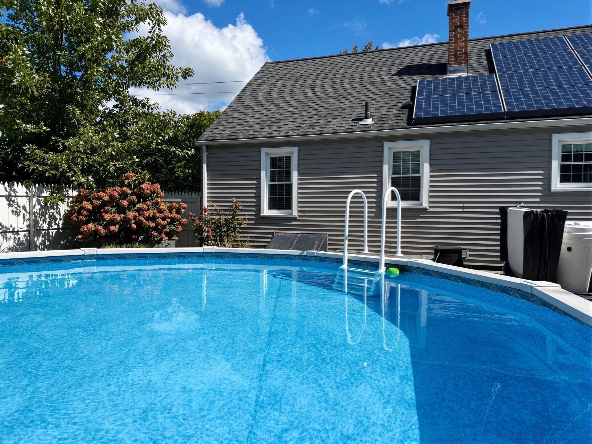 211 Holyoke St, Ludlow, MA Photo #39