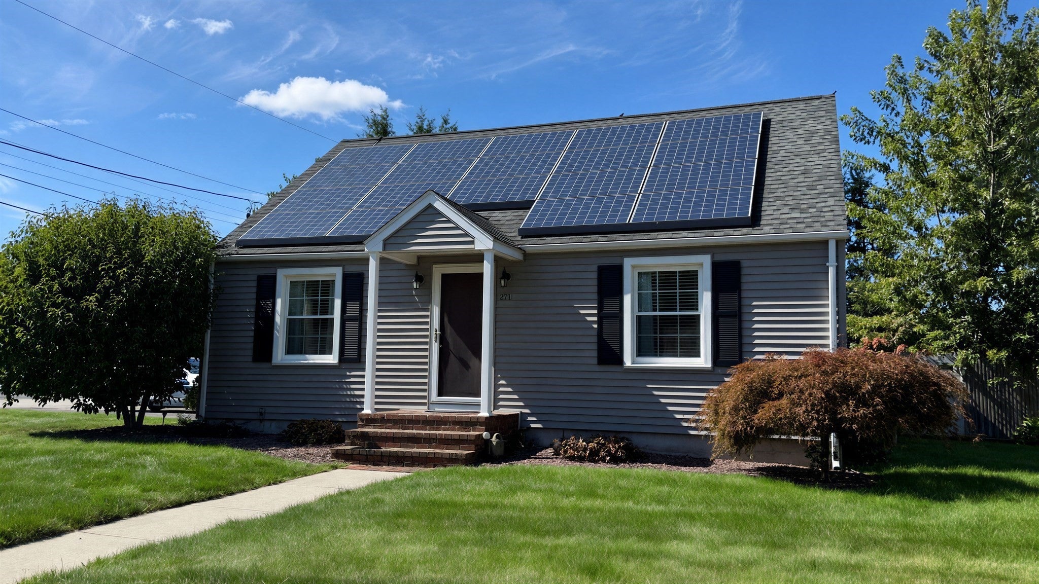 Photo of 211 Holyoke St, Ludlow, MA