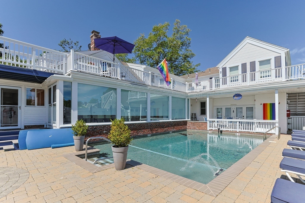 15 Cottage St #8, Provincetown, MA Photo #2