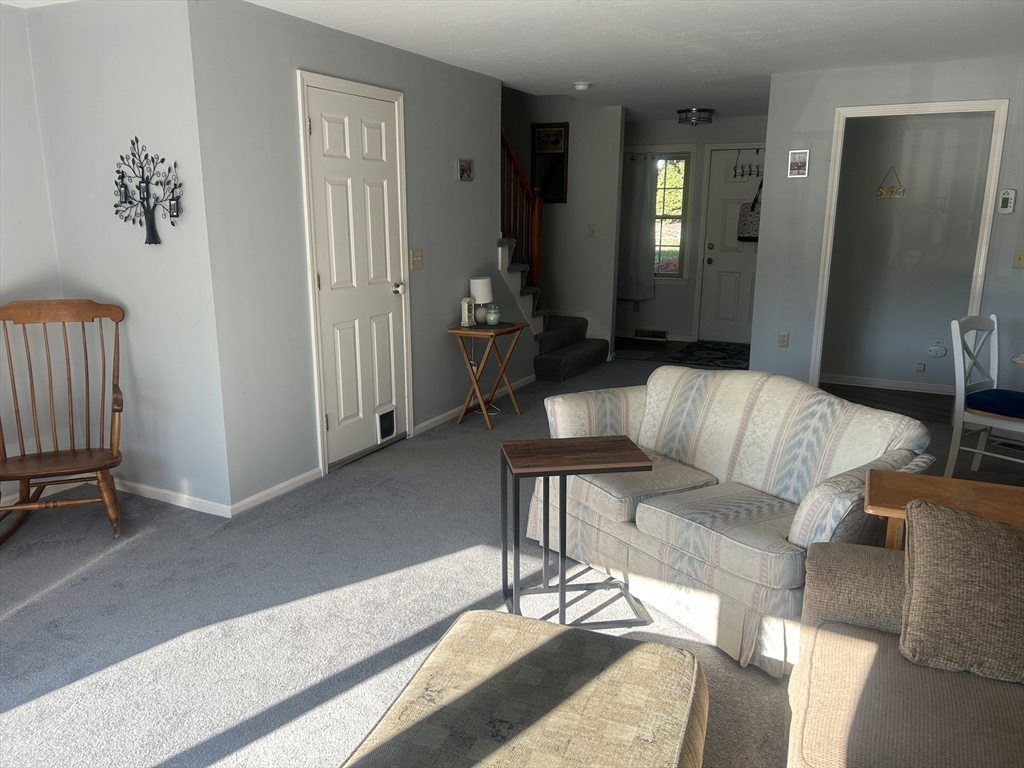 14 Hovey Pond Dr 14