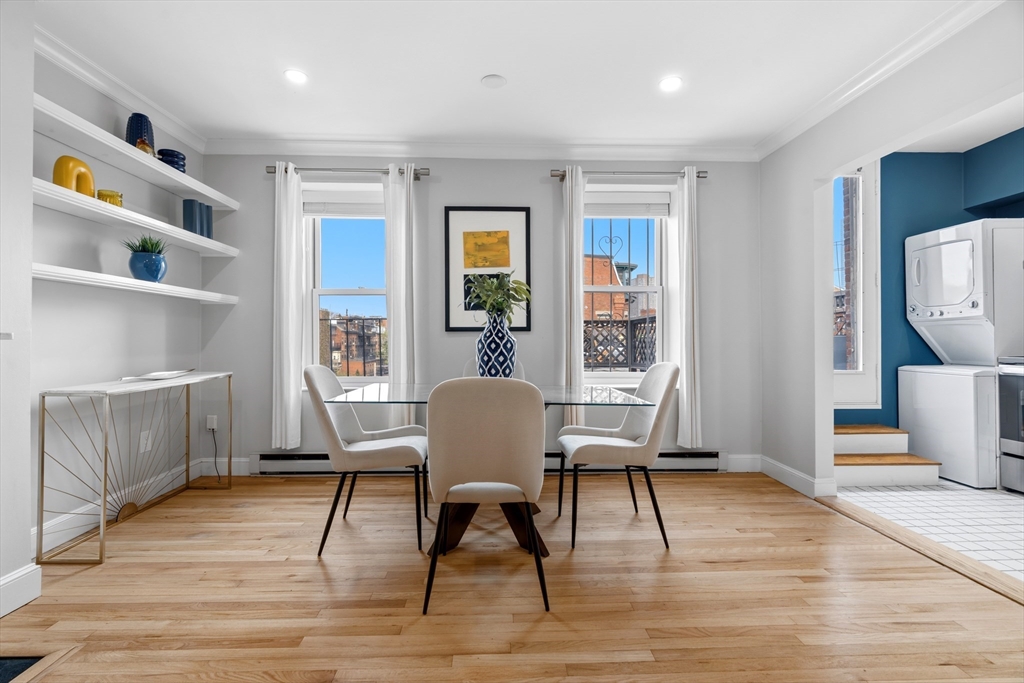 439 Shawmut Ave 4