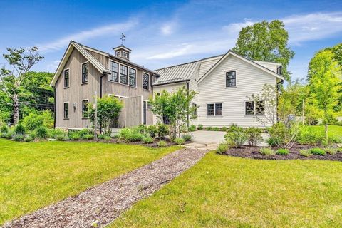 16 Hatch Farm Lane Concord MA 01742