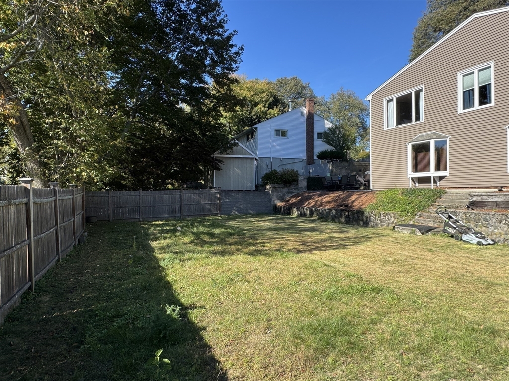 27 Fellsmere Ave