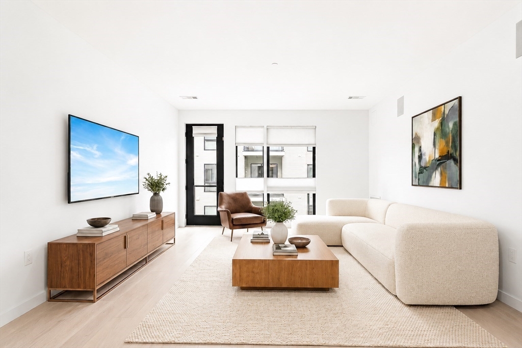 45 W 3rd St 413
