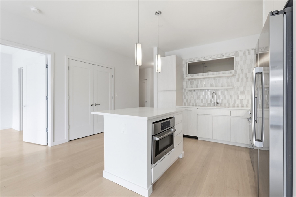45 W 3rd St 413