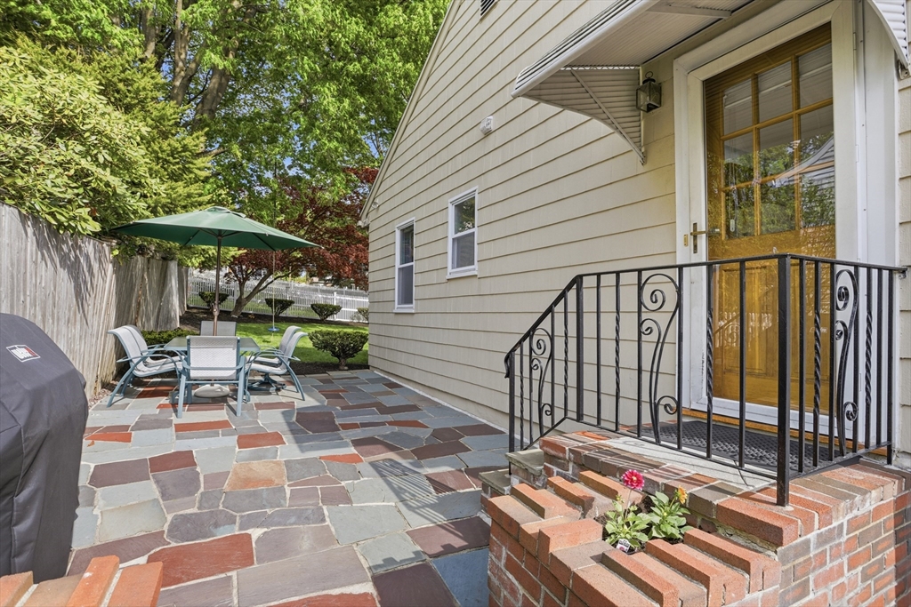 115 Collincote St, Stoneham, MA Photo #19